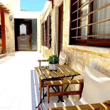Lithos House And Studios Kíssamos Екстериор снимка